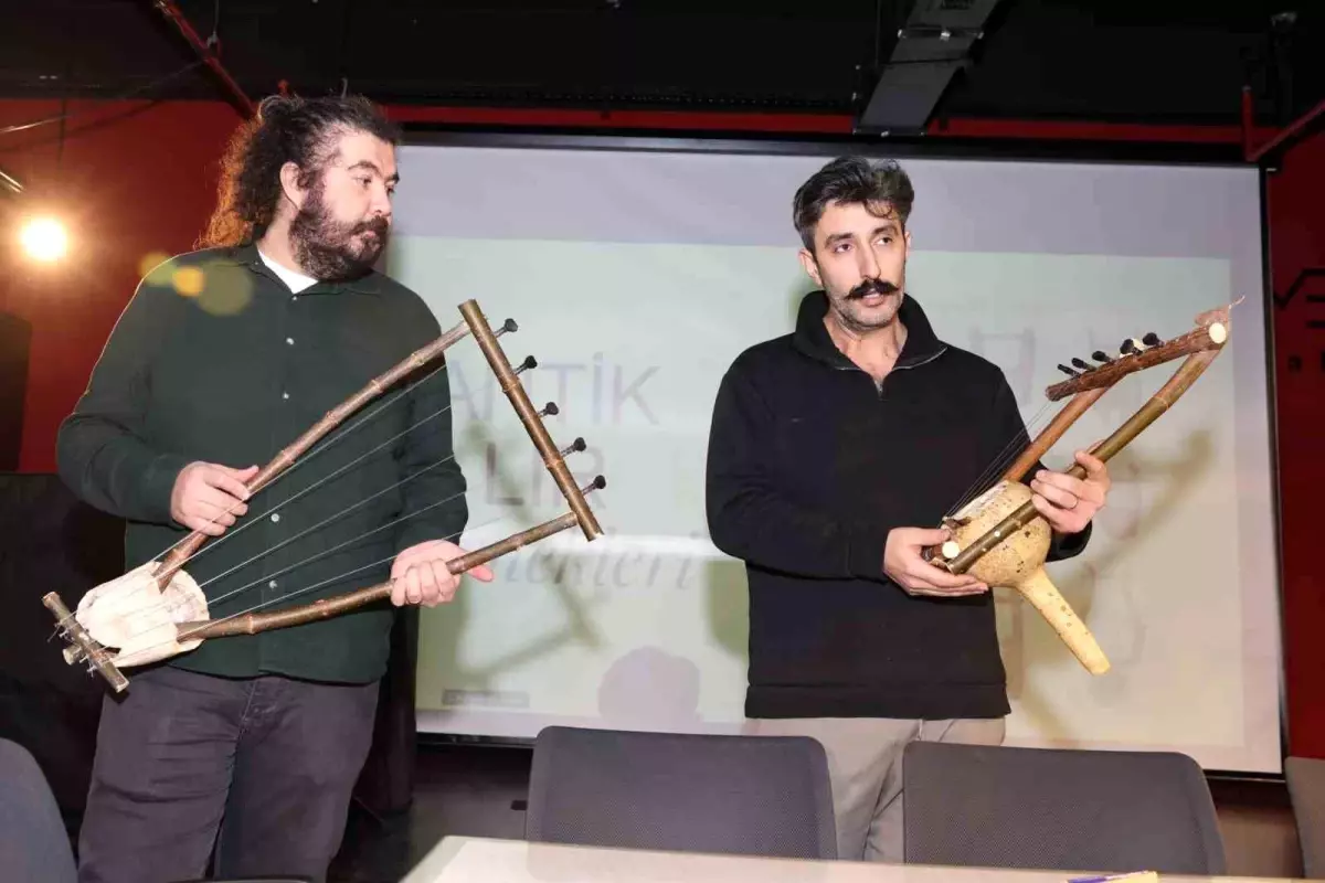 Çocuklar Nilüfer\'de hayallerindeki liri tasarladı