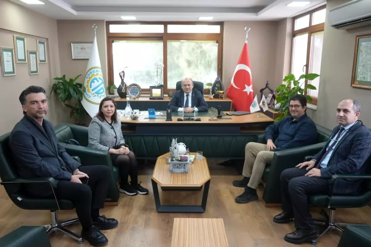 Balıkesir\'de Sivil Havacılık Ziyareti