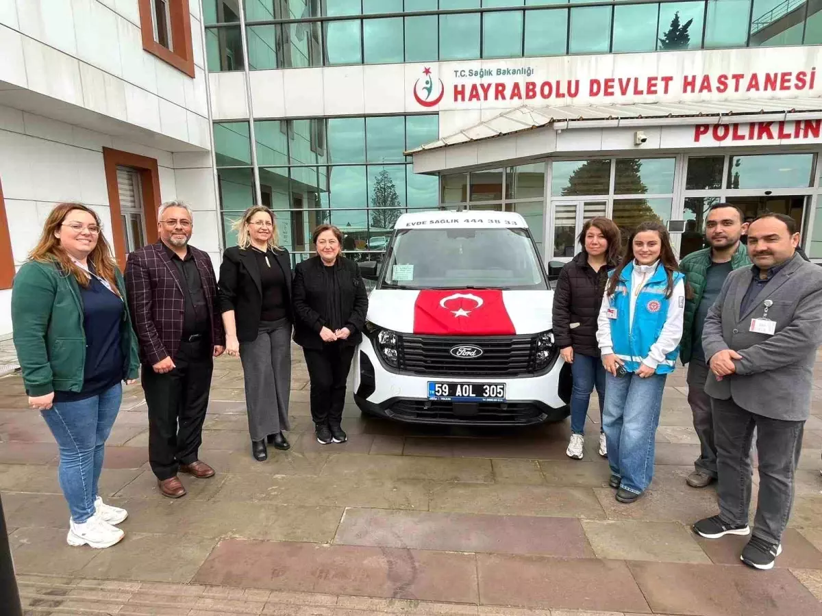 Hayrabolu\'ya Araç Bağışı