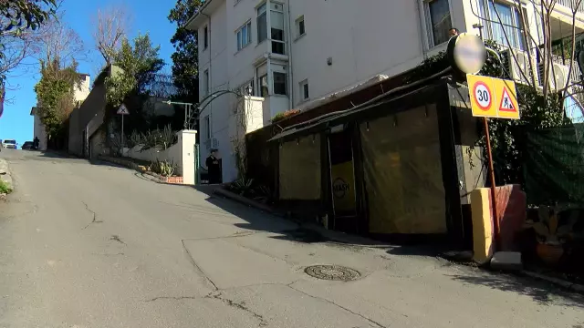 Herkes bu hamburgerciyi konuşuyor! Yarım litrelik suya istedikleri fiyata bakın