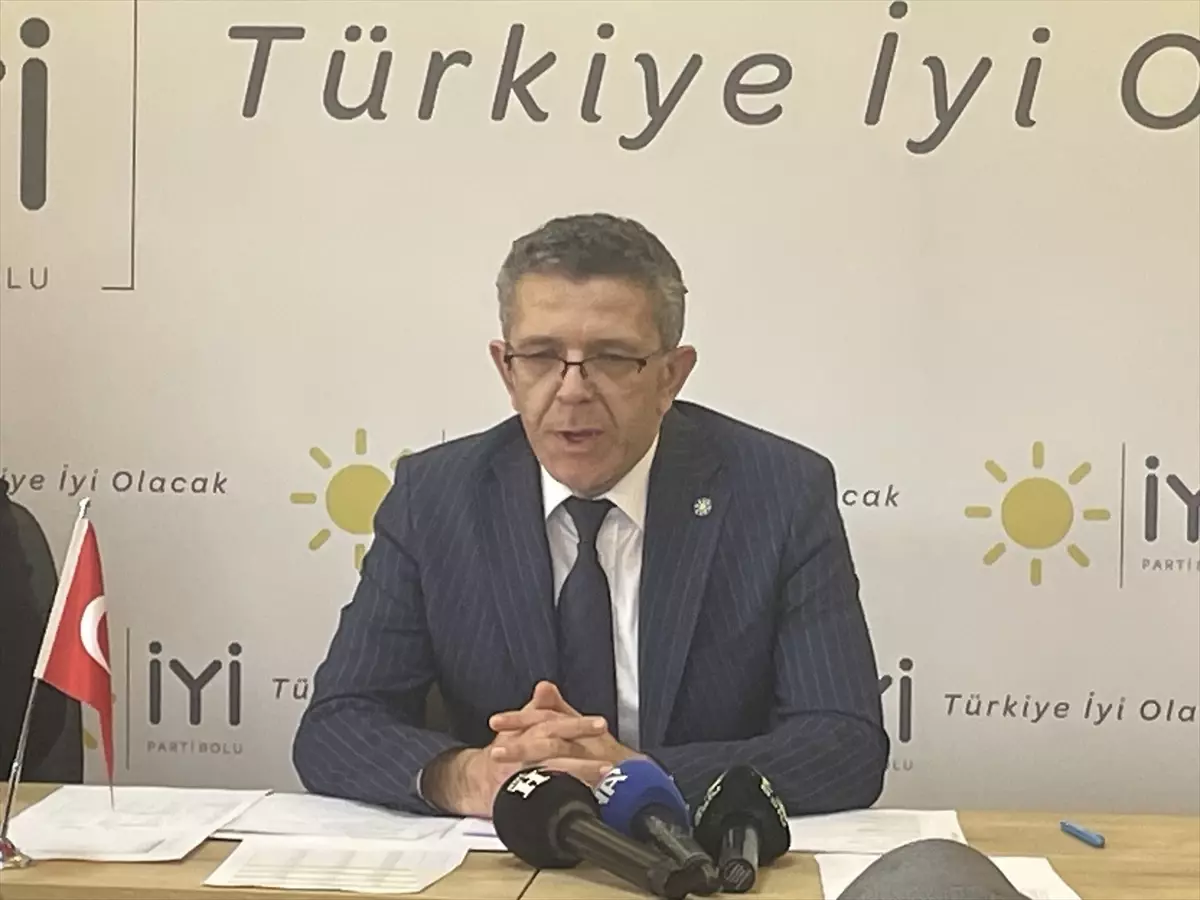 Öztürk\'ten Teşkilat ve Merkez Vurgusu