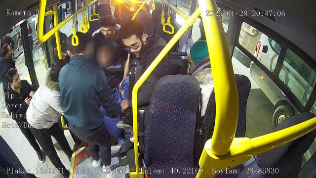 Kalp krizi geçiren yolcuyu hastaneye yetiştiren otobüs şoförü, 3 yıl ambulans kullanmış