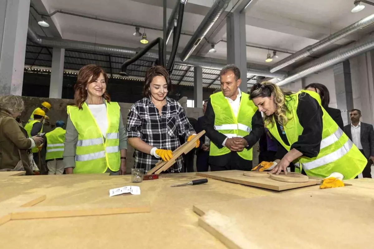 Mersin Büyükşehir Belediyesinin sosyal projeleri Türkiye\'ye örnek oluyor