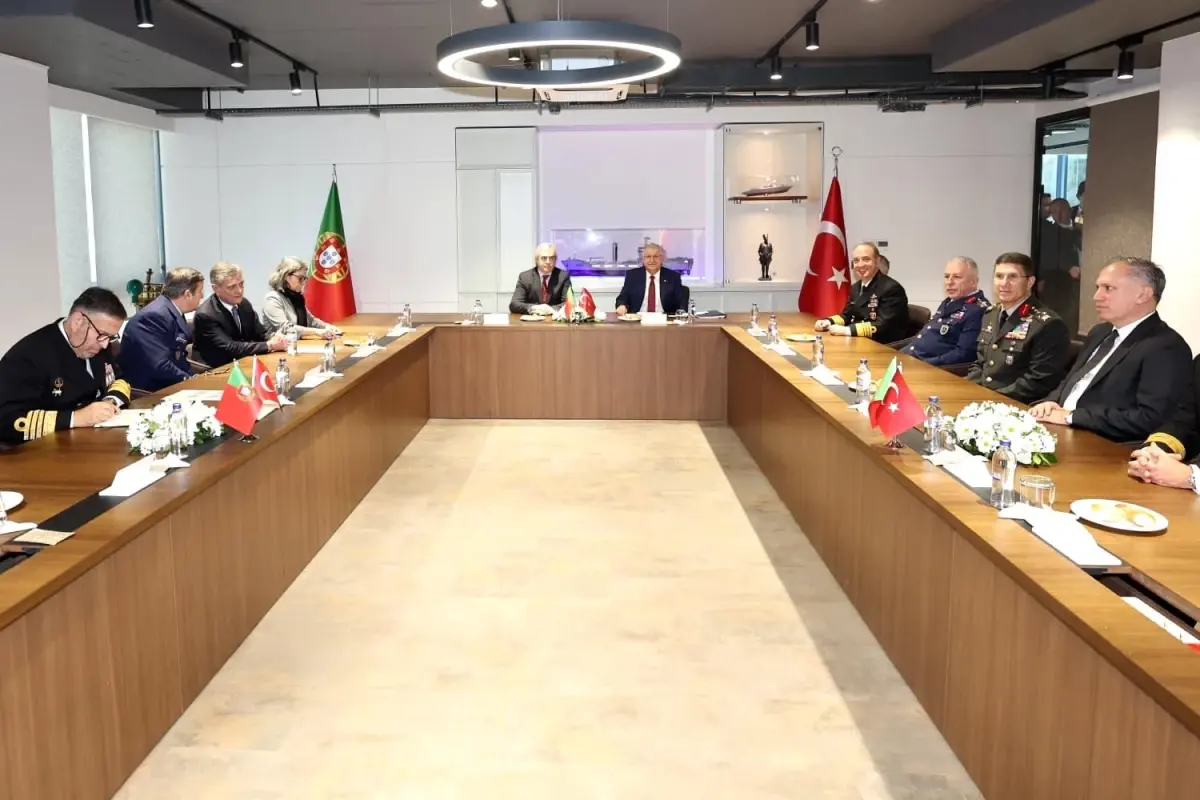 İkmal Gemisi Töreni ve Toplantı