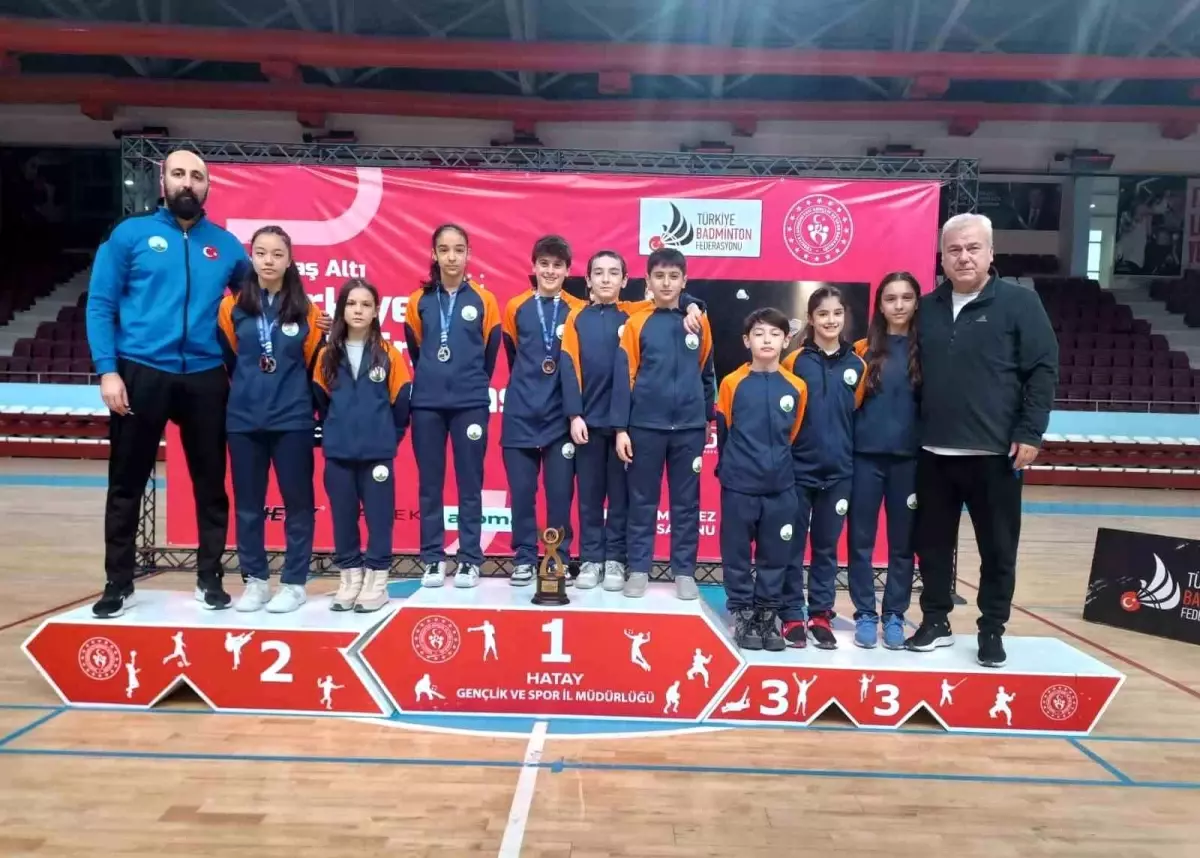 Osmangazili badmintoncular, Türkiye Şampiyonası\'nda parladı