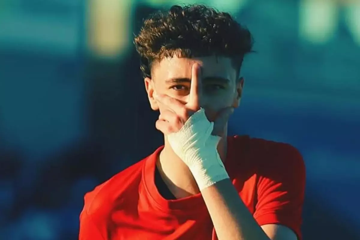 Uçağa bindi gidiyor! Juventus\'a üçüncü Türk