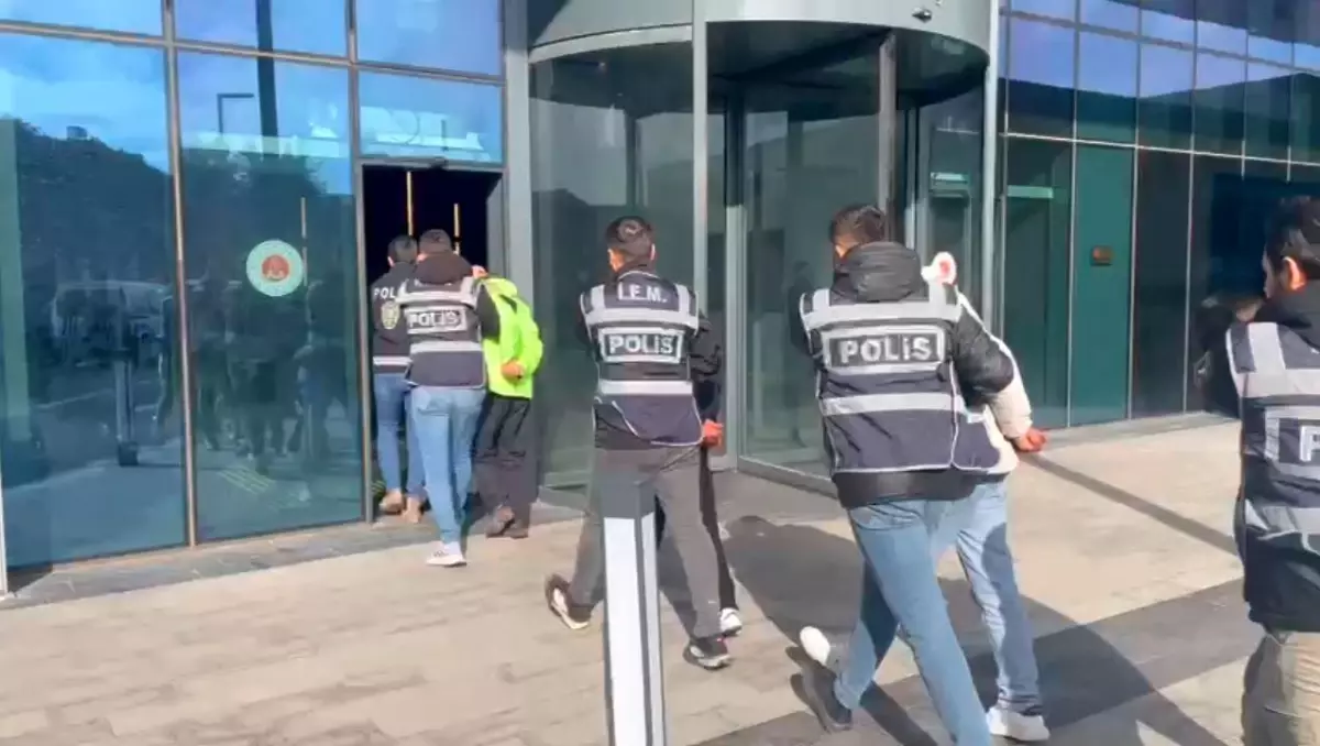 Haraç Çetesi Arnavutköy\'de Çökertildi