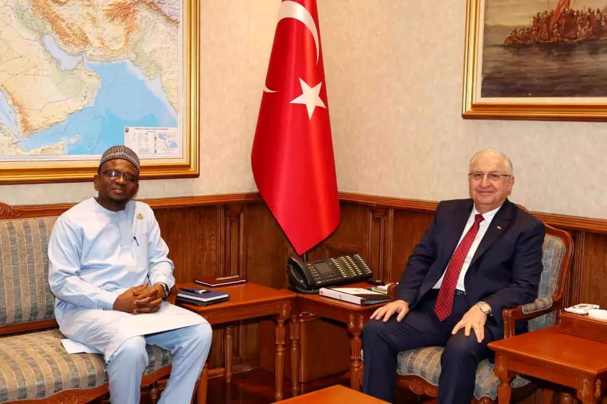 Yaşar Güler, Gana Büyükelçisi\'ni Kabul Etti