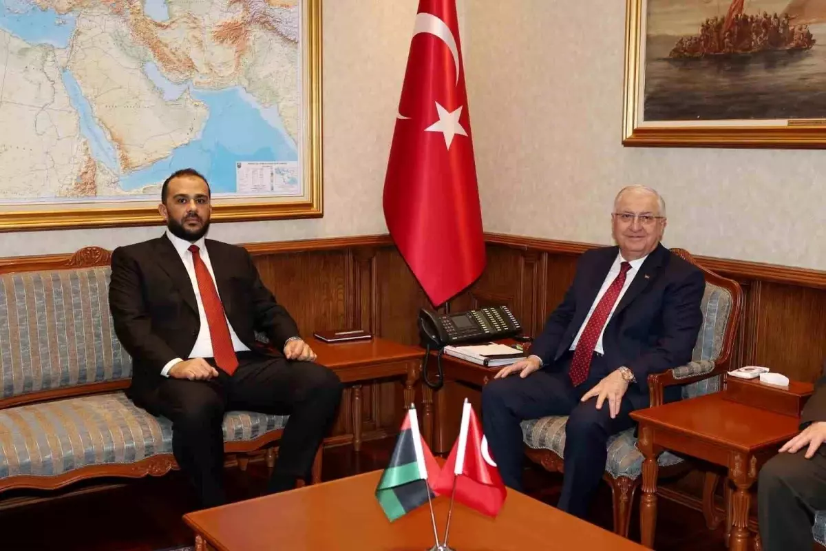 Yaşar Güler, Libya Savunma Bakan Vekili ile Görüştü