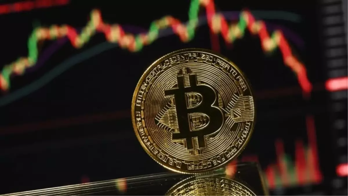 Bitcoin, Fed kararının ardından 83.000 doların altına geriledi