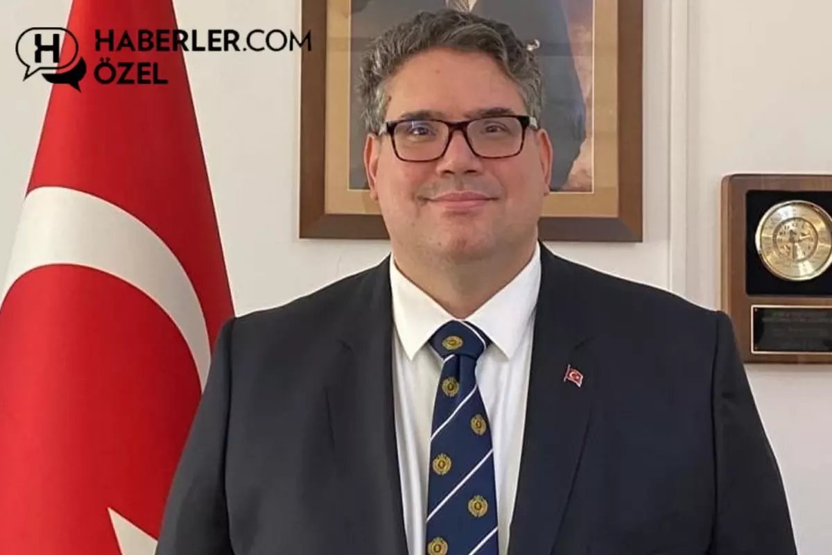 Büyükelçi Uraz\'dan Cidde Turizm Fuarı\'nda turizm mesajı: Türkiye yeterince tanınıyor ama daha fazlasını yapmalıyız