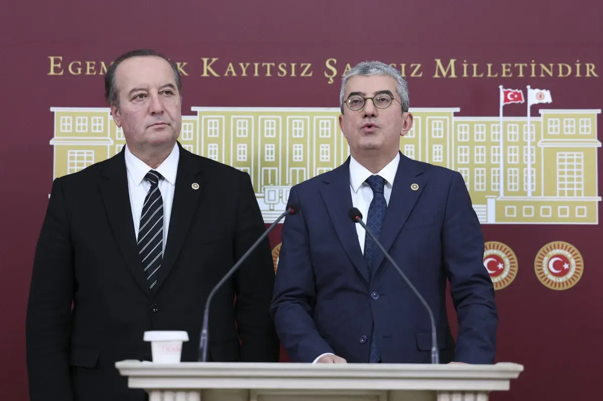 CHP, Emekli Aylığı Düzenlemesine İtiraz Etti