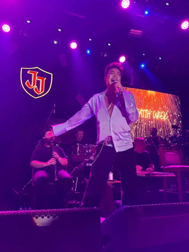 Ekranların renkli ismi Fatih Ürek kimdir? Ekranların renkli ismi Fatih Ürek kimdir?