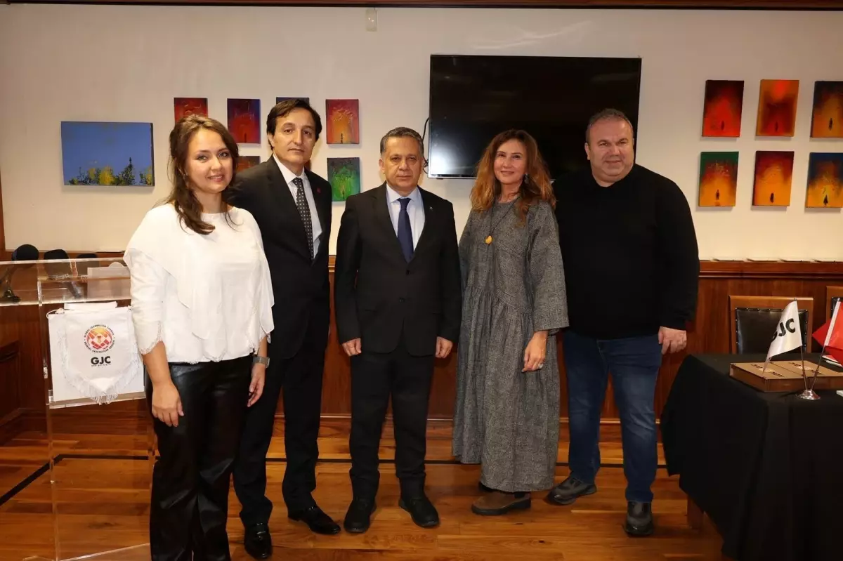 Londra\'da Gazeteciler Buluşması