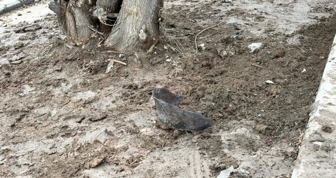 Yağışlı Havada Motosiklet Kazası: Kurye Hayatını Kaybetti