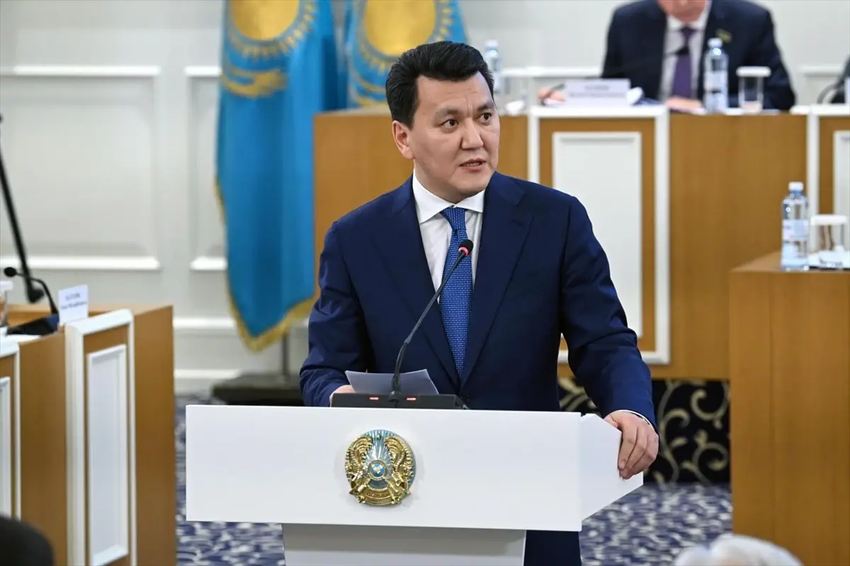 Kazakistan\'da Yeni Anayasa Taslağı Tanıtıldı