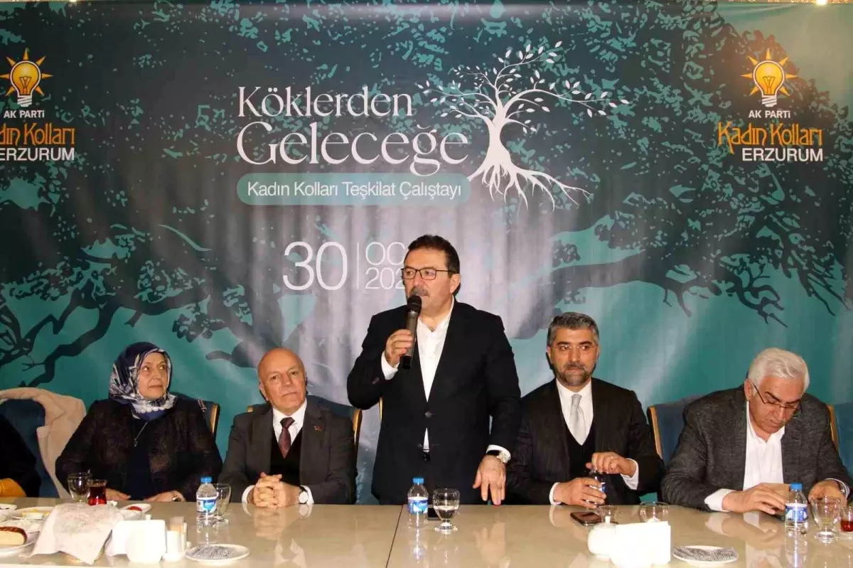 "Köklerden Geleceğe" Kadın Kolları Teşkilat Çalıştayı Erzurum\'da gerçekleştirildi