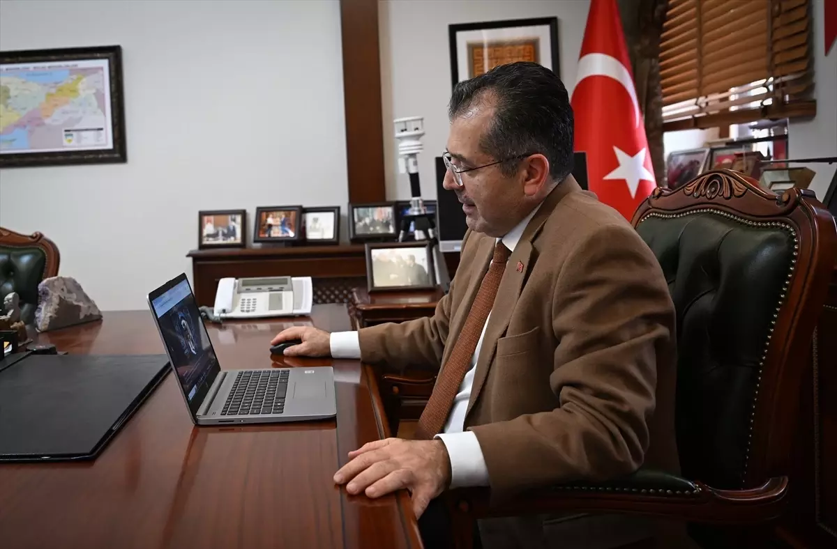 2025\'in En İyi Fotoğrafları Oylama Sürecinde