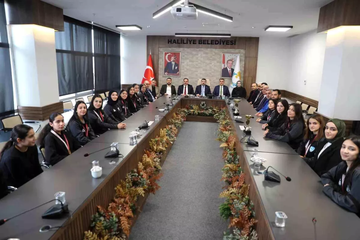 Şampiyon takımdan Canpolat\'a ziyaret