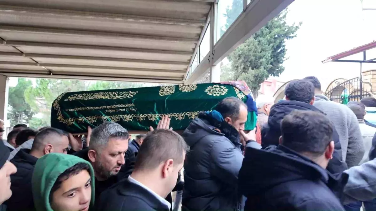 Sapanca\'da 3 Yaşındaki Çocuk Havuzda Hayatını Kaybetti