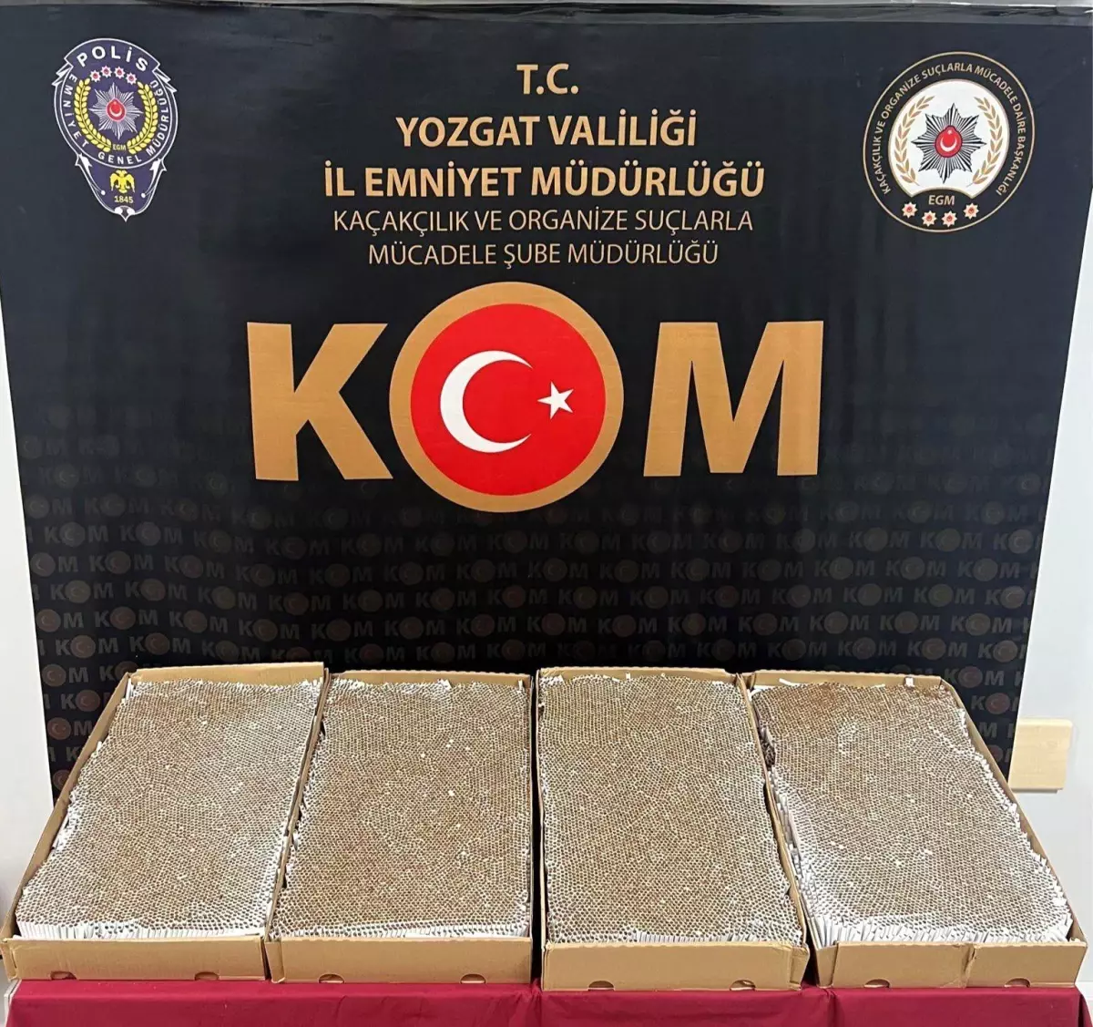 Yozgat\'ta 20 Bin Kaçak Makaron Ele Geçirildi