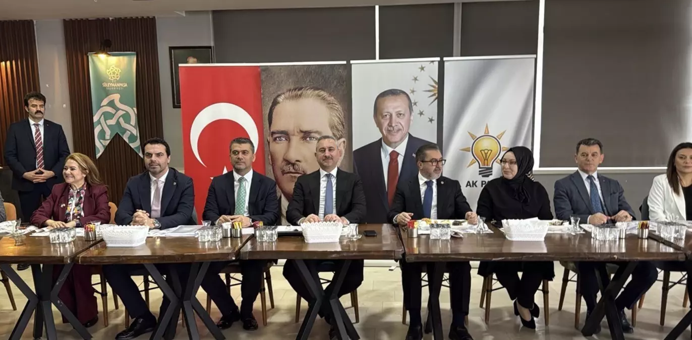 AK Parti\'li Gül: 2026 reform yılı olacak