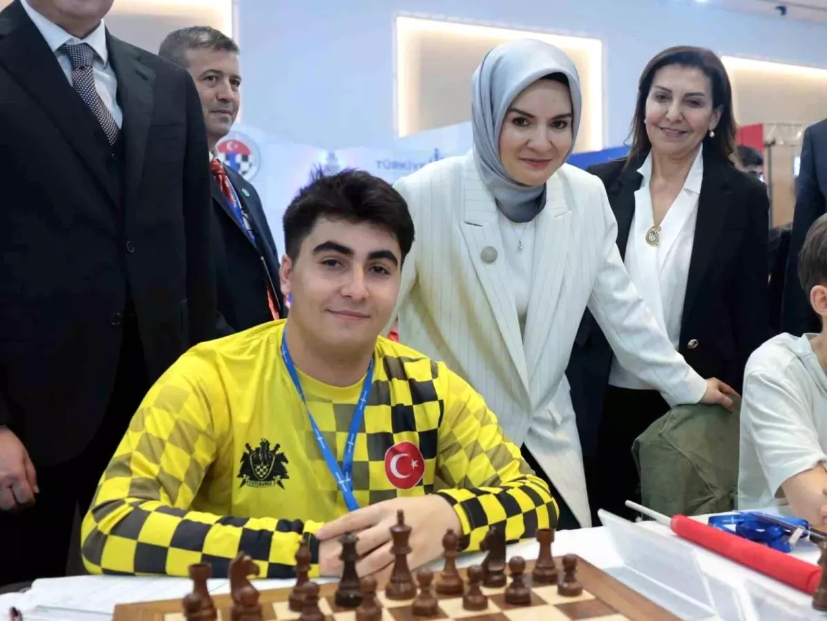 Bakan Göktaş\'tan Şampiyon Miraç\'a Tebrik