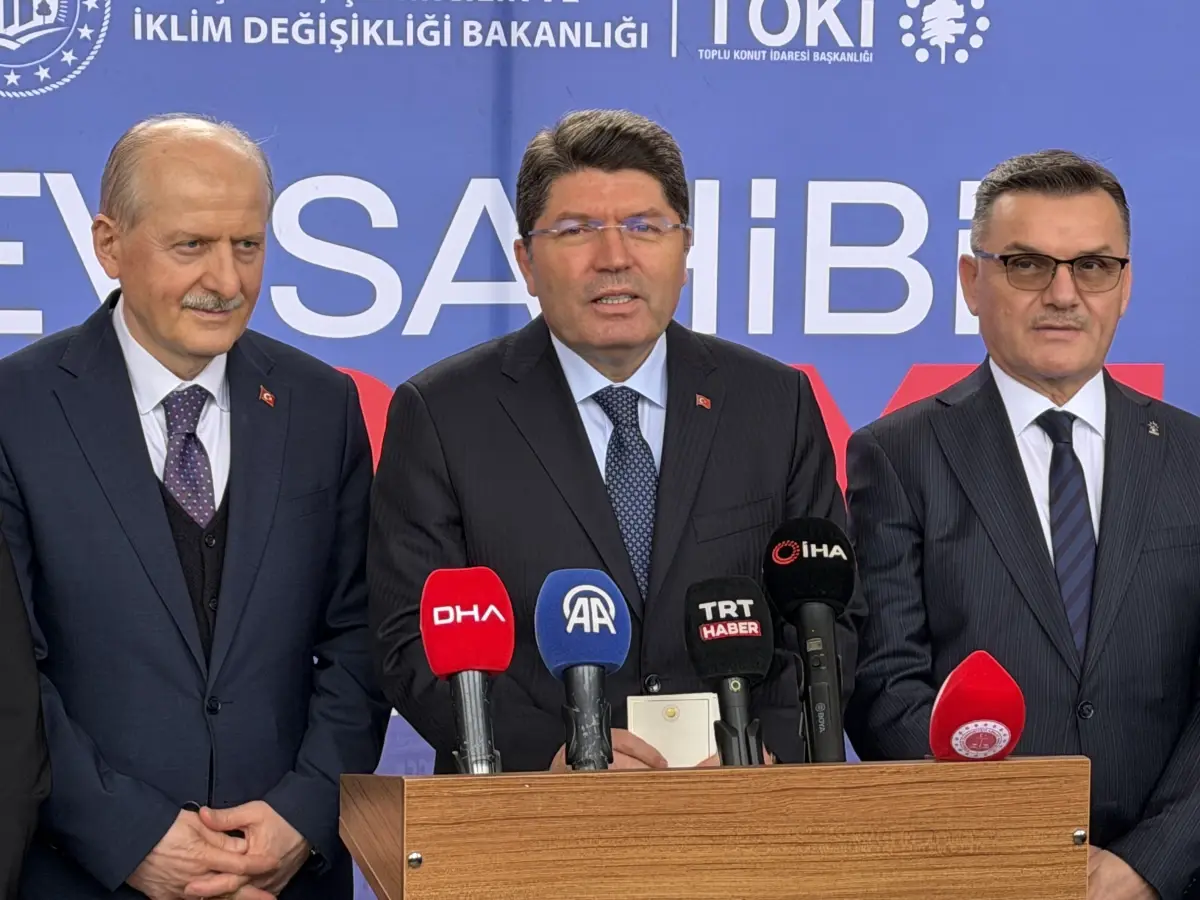 Bakan Tunç\'tan Yargı ve Çocuk Suçları Açıklamaları