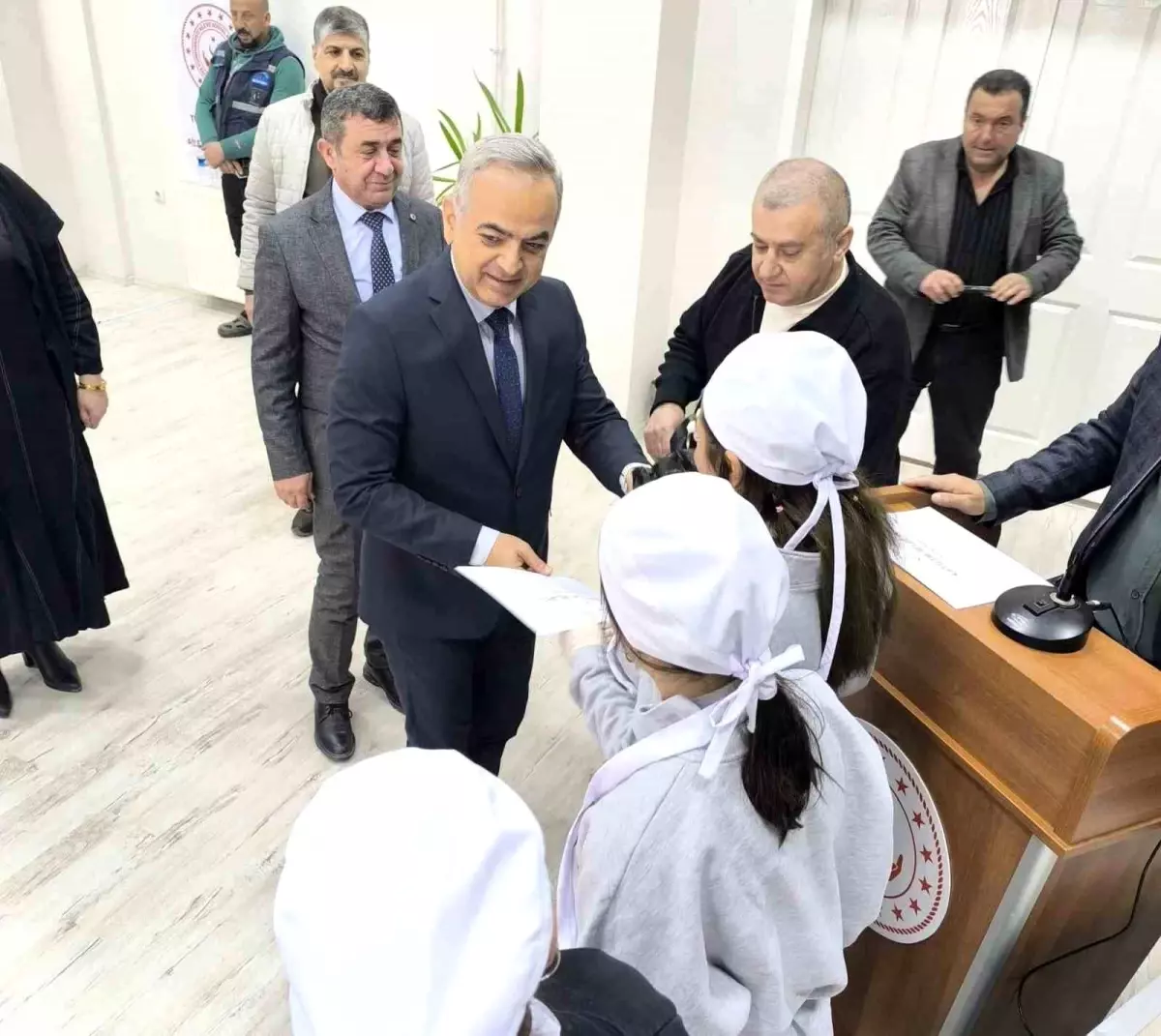 Elazığ\'da Çocuklardan Renkli Yemek Yarışması