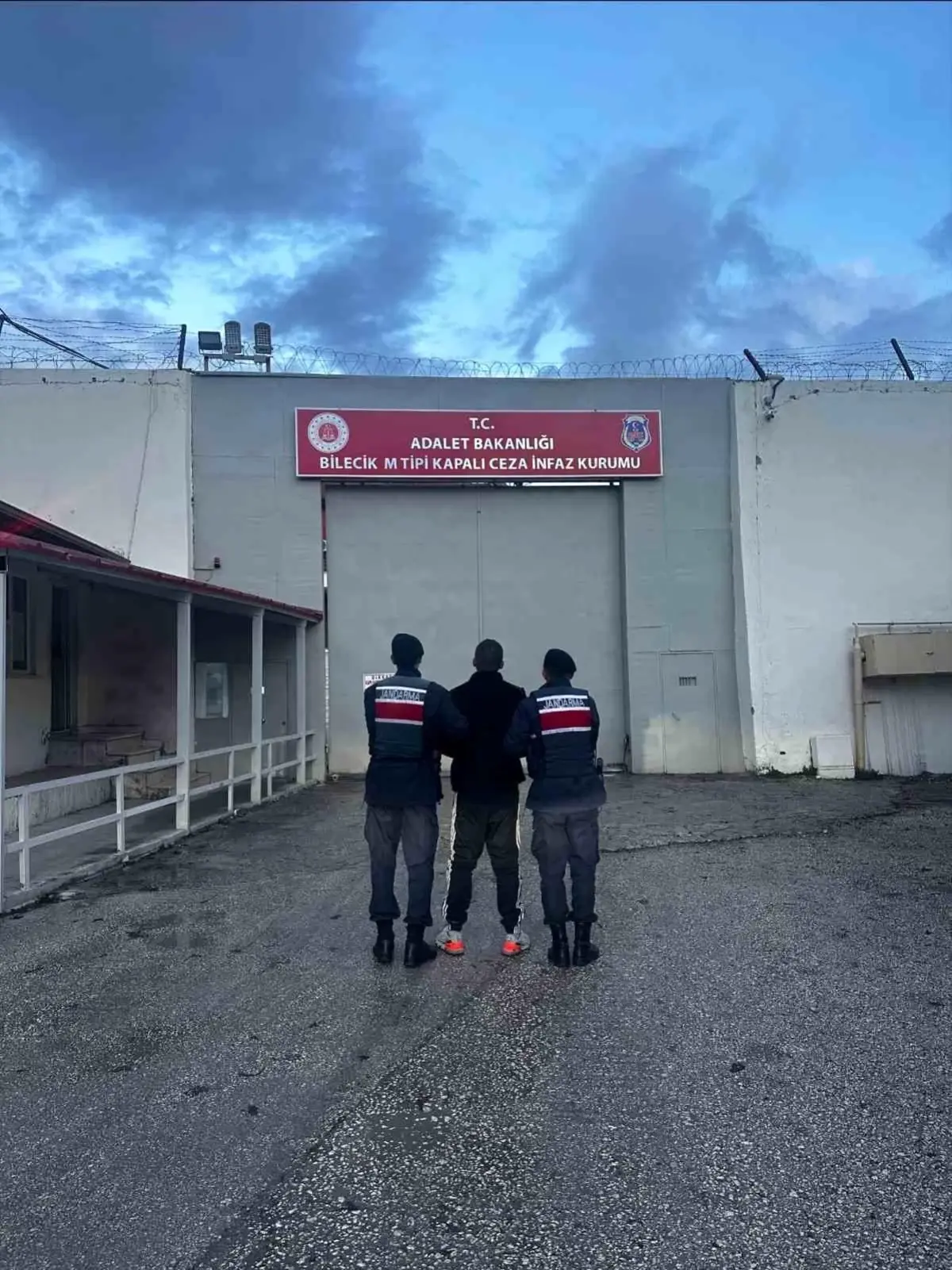 Hırsızlık suçlusu Gölpazarı\'nda yakalandı