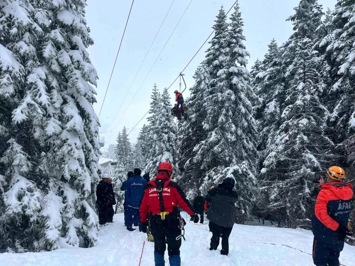 İçişleri Bakanı\'ndan JAK ve AFAD\'a tebrik...Kurtarma çalışmasına 96 personel katıldı