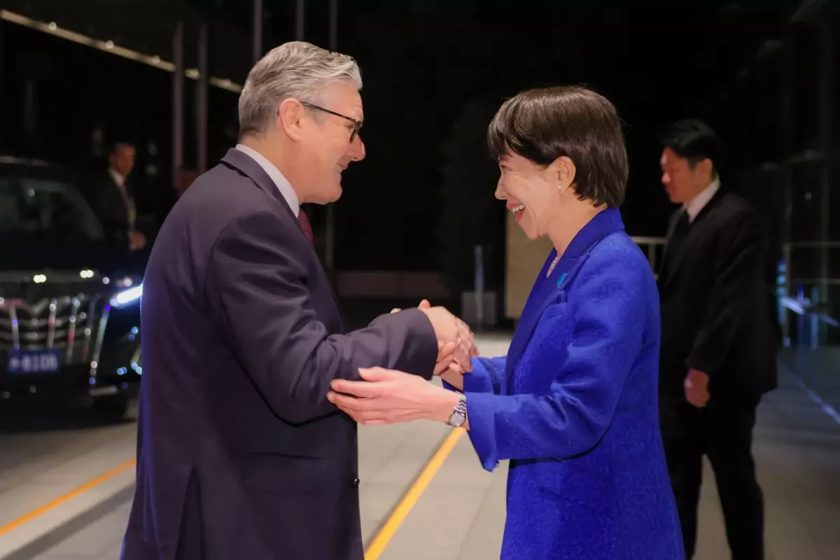 Starmer, Japonya\'da Takaichi ile Görüştü