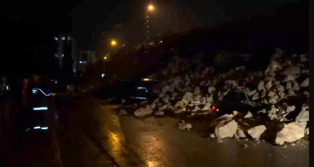 Hatay\'da İstinat Duvarı Çöktü