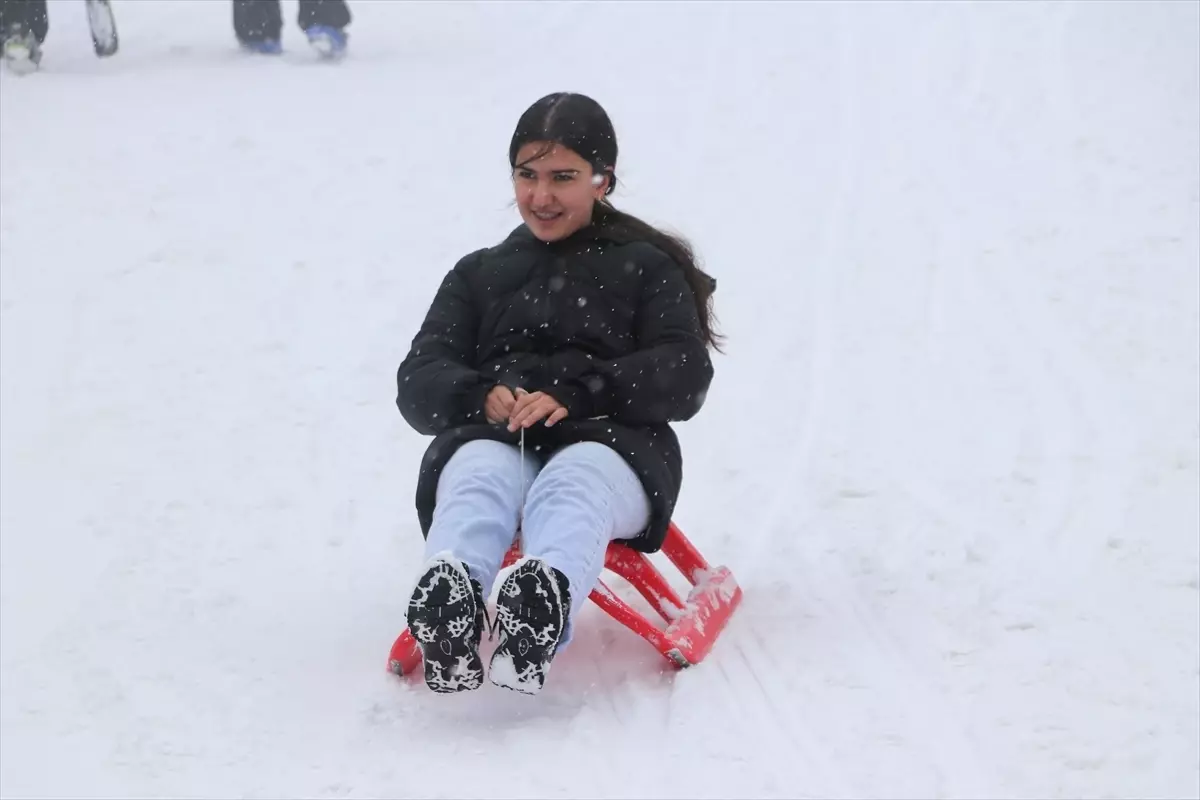 Palandöken\'de Yarıyıl Tatili Yoğunluğu