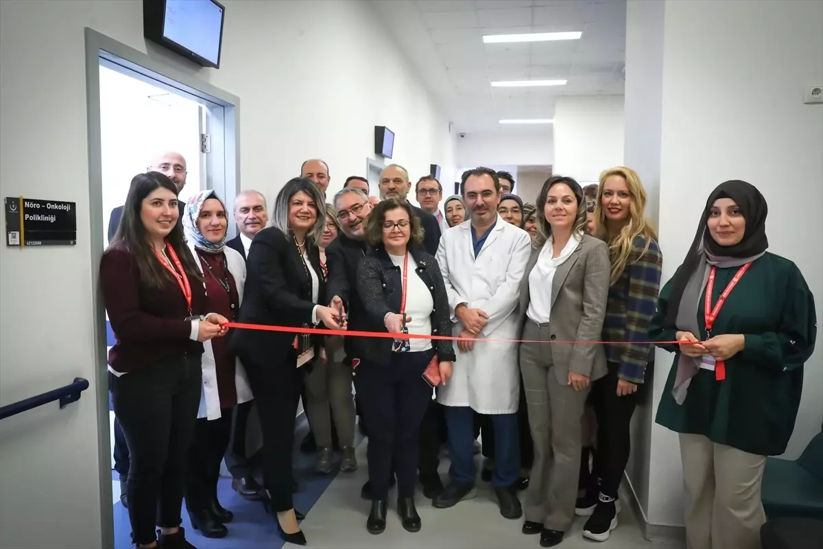 Türkiye\'de İlk Çocuk Nöro-Onkoloji Polikliniği Açıldı