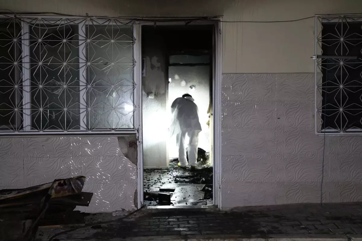 Buca\'da Yangında Down Sendromlu Çocuk Hayatını Kaybetti