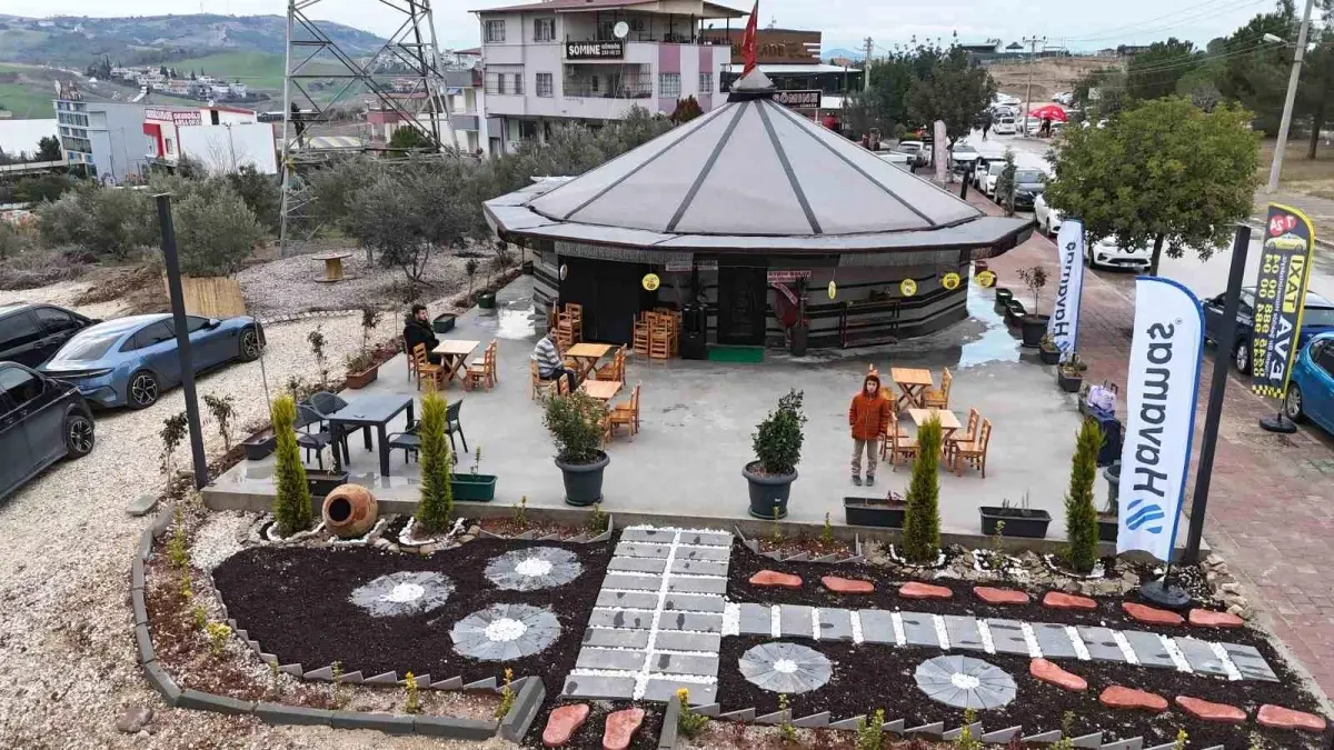 Adana\'da Otantik Çadır Durağı