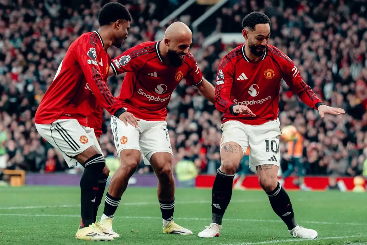 85. dakikada 2-0 olan Manchester United-Fulham maçının son anlarında yaşananlar inanılmaz