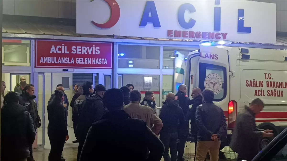 Kozan\'da Bıçaklı Kavga: 1 Ölü, 1 Yaralı