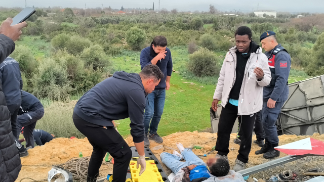 Antalya'da yolcu otobüsü şarampole yuvarlandı! Çok sayıda ölü ve yaralı var Antalya'da yolcu otobüsü şarampole yuvarlandı! Çok sayıda ölü ve yaralı var
