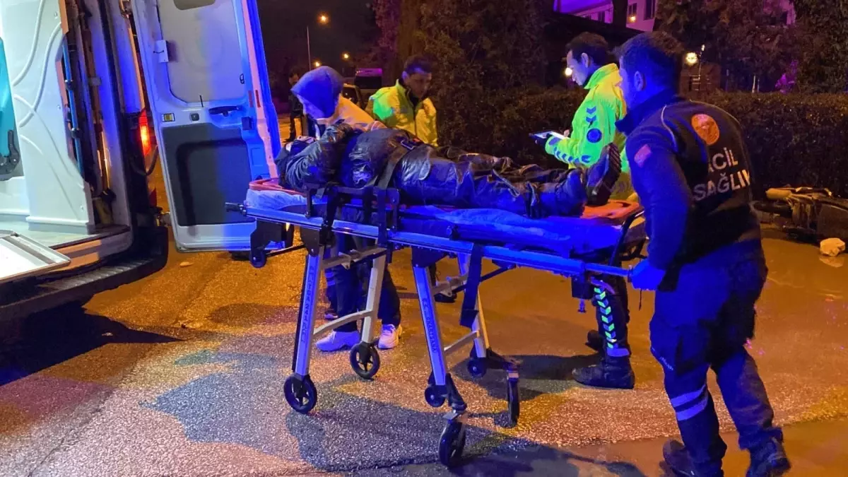 İnegöl\'de Motosiklet Kazası: Kaçan Sürücü Plakadan Bulundu