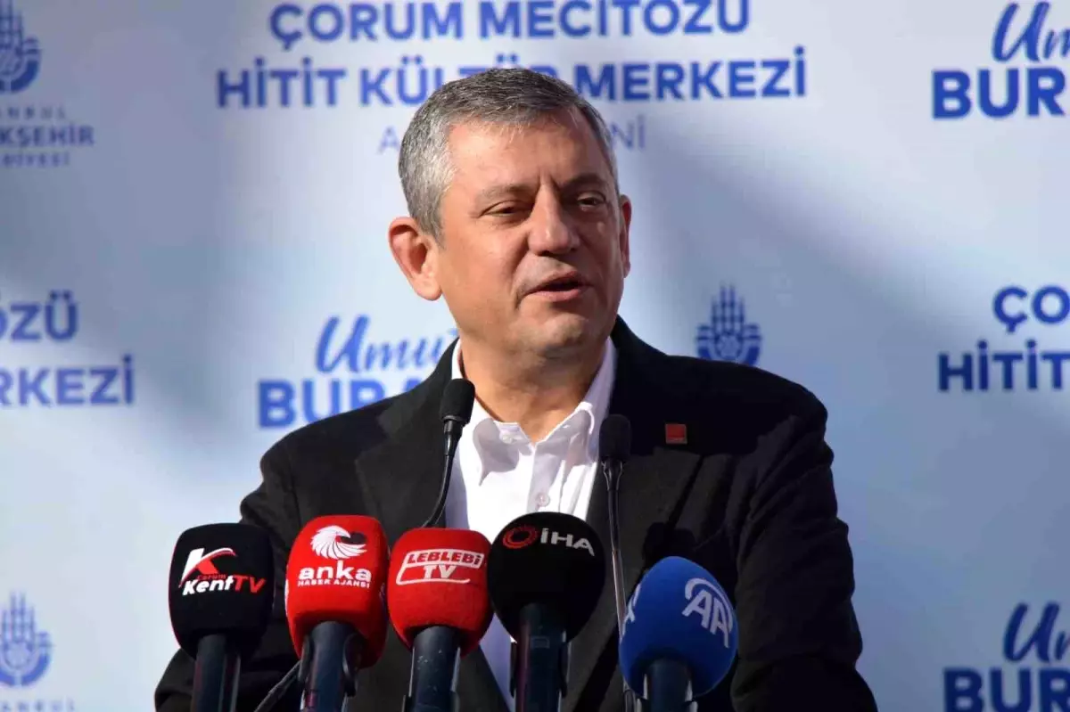 CHP Genel Başkanı Özel: "Bunların kötü sözlerine kulağımızı tıkıyoruz, milletimizin gözünün içine bakıyoruz"