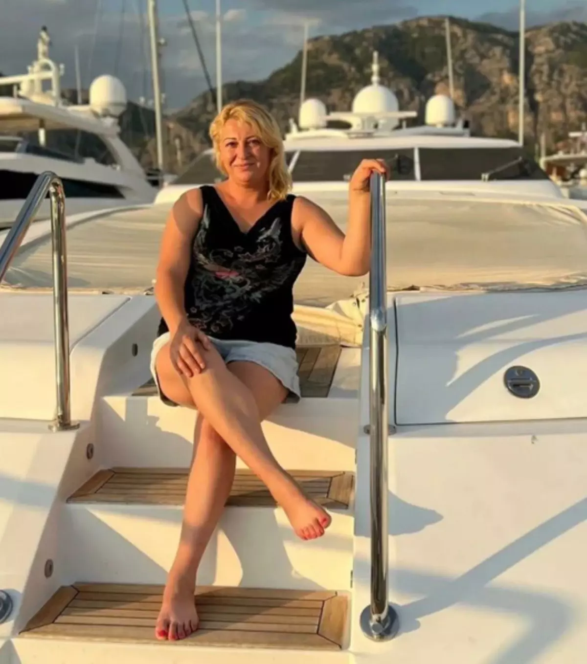 Biri 44 diğeri 23 yaşında! Sokakta silahla vurulmuş halde ölü bulundular