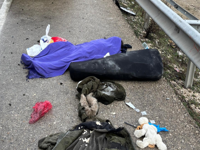 Katliam gibi bir kaza daha! 2 otomobil kafa kafaya çarpıştı Katliam gibi bir kaza daha! 2 otomobil kafa kafaya çarpıştı