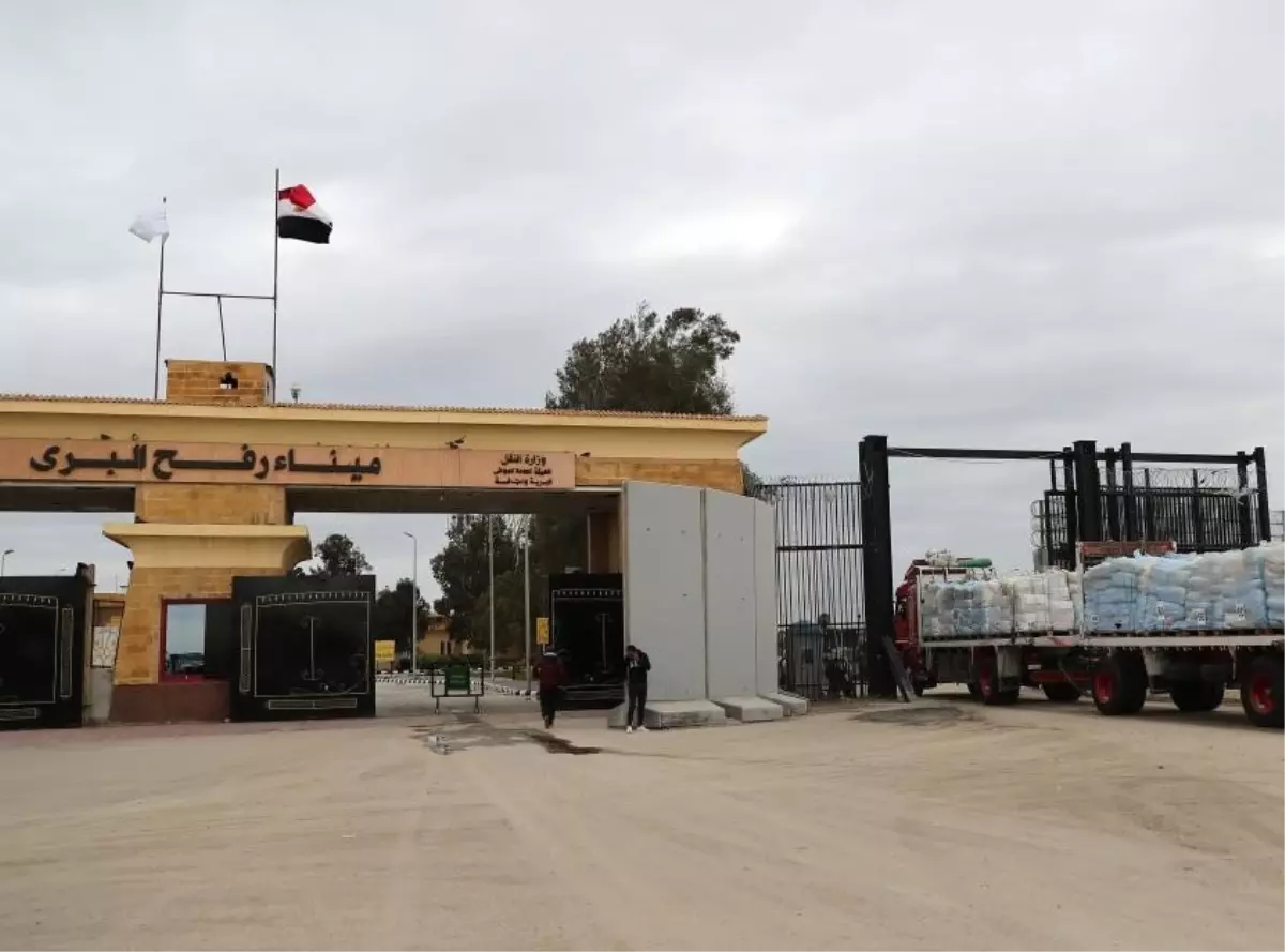 İsrail, Refah Sınır Kapısı\'nı Açıyor