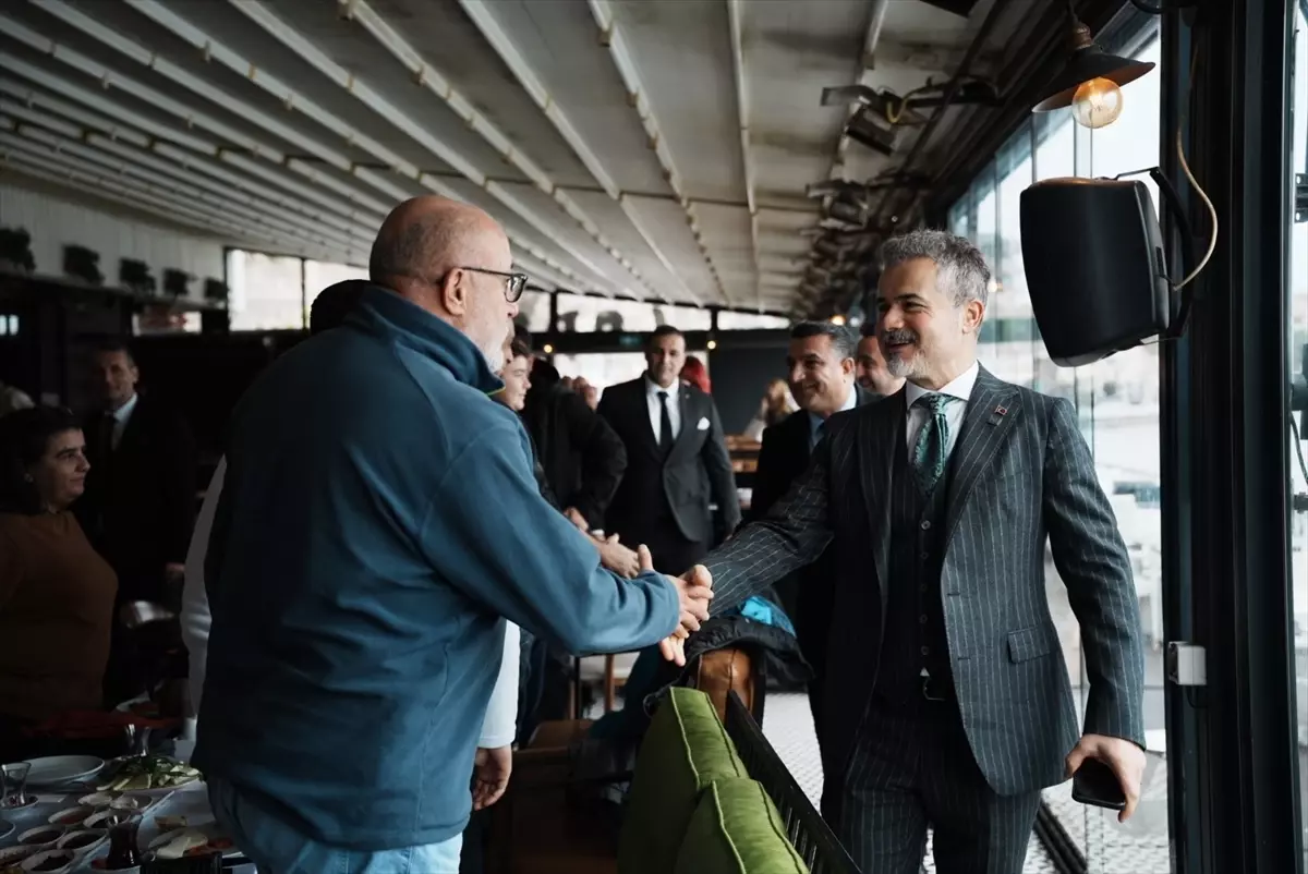 AK Parti\'ye de CHP\'ye de kapıları kapattılar! 4 partiden ittifak hazırlığı