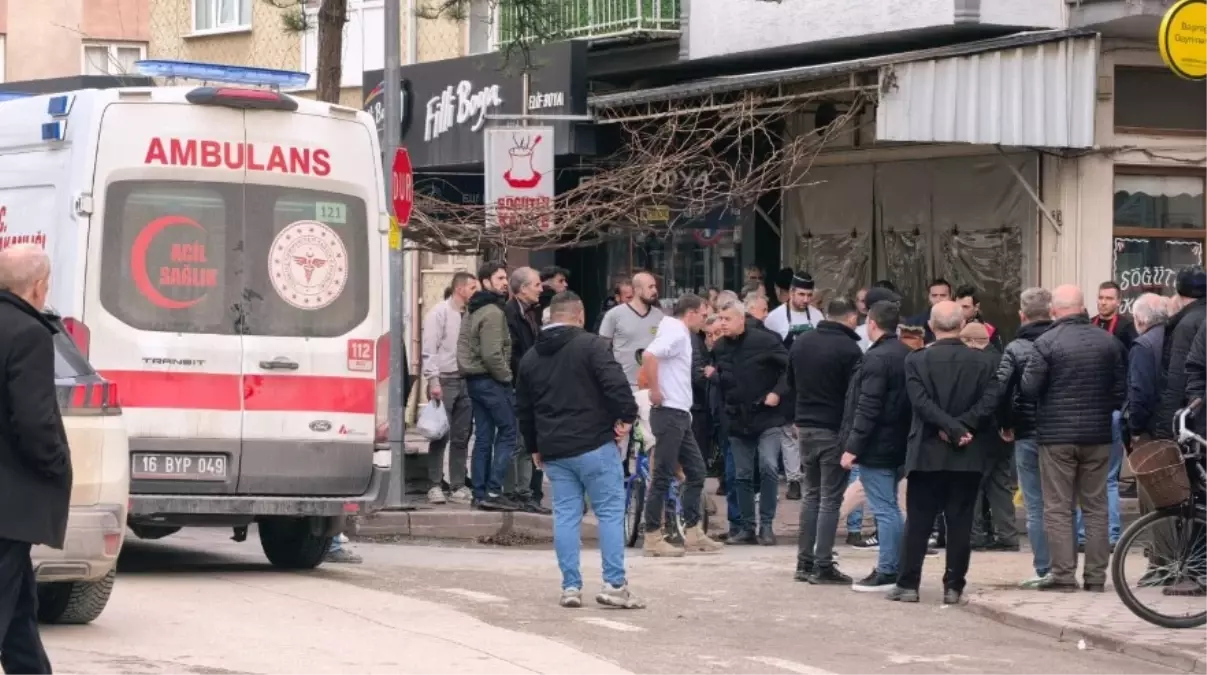 5 yıllık kin kanla bitti! Kayınpederi ile kayınbiraderine sokak ortasında kurşun yağdırdı