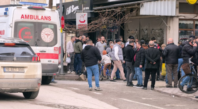 Tabancayla kayınpederini öldürüp, kayınbiraderini yaraladıktan sonra kaçtı Tabancayla kayınpederini öldürüp, kayınbiraderini yaraladıktan sonra kaçtı