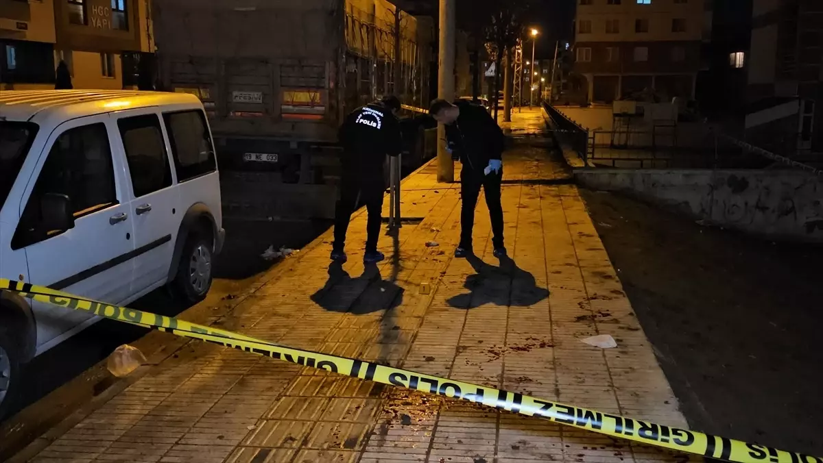 Çorum\'da Parkta Bıçaklı Kavga