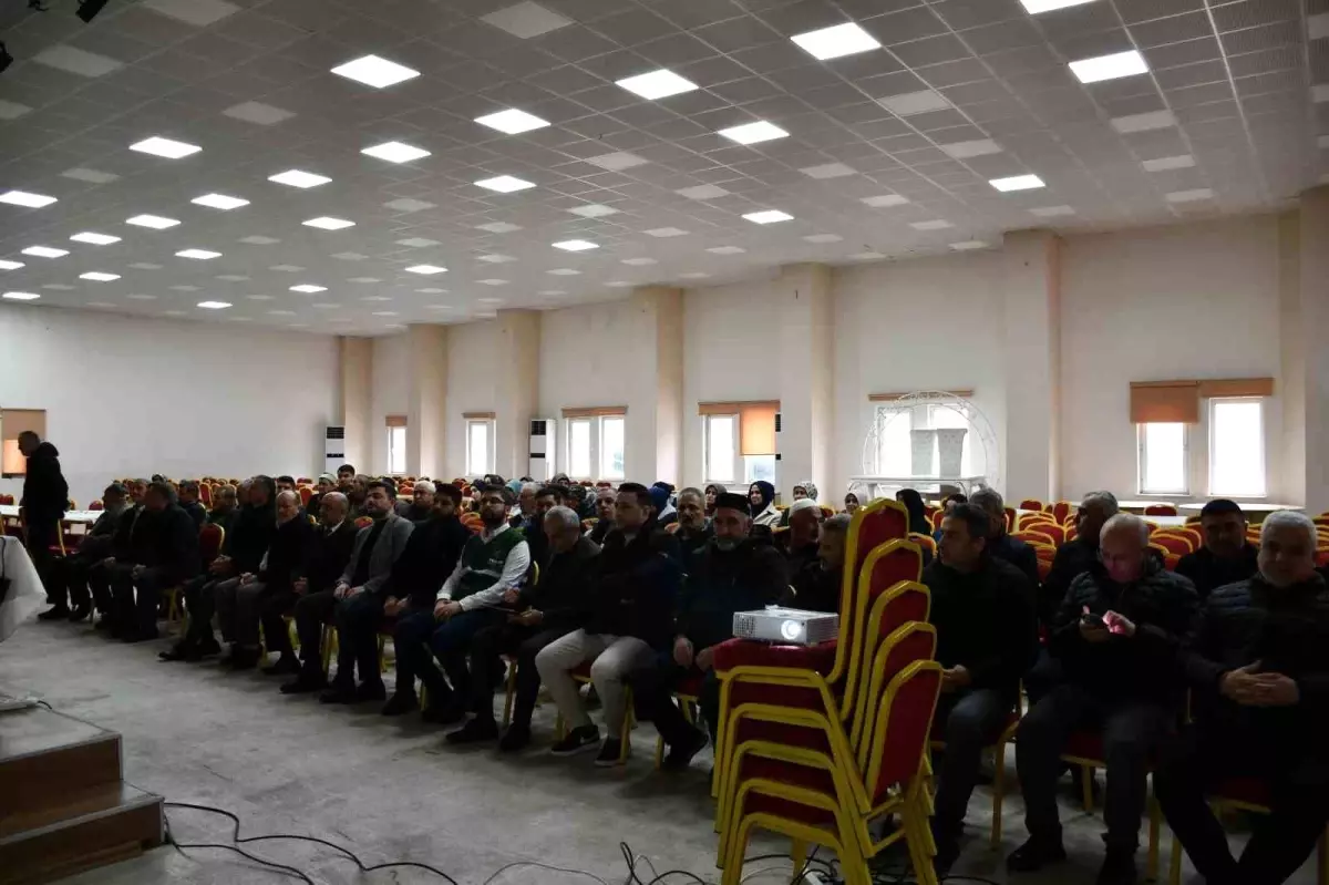 Vezirköprü\'de bağımlılığa karşı farkındalık semineri